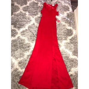 Red Sleeveless V-Neck Evening Gown